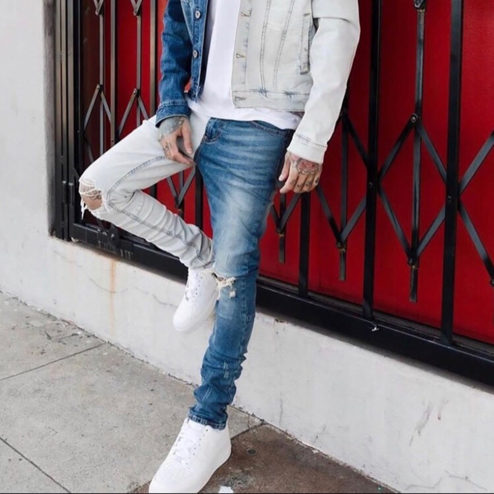 Distressed Skinny Jeans